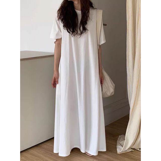 T-Shirt A-Line Maxi Dress - Elbow Sleeve Crewneck