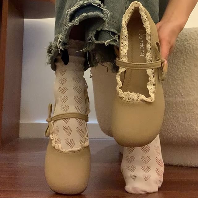 Lace Ruffle Mary Jane Shoes