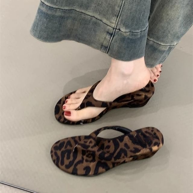 Wedge Flip-Flops Heel