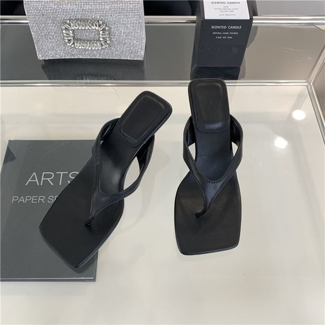 Kitten Flip-Flops Square Heel Toe