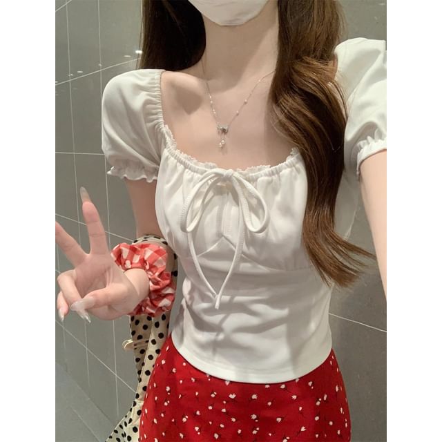 Square-Neck Puff-Sleeved Lace-Trimmed Tie-Front Fitted Blouse