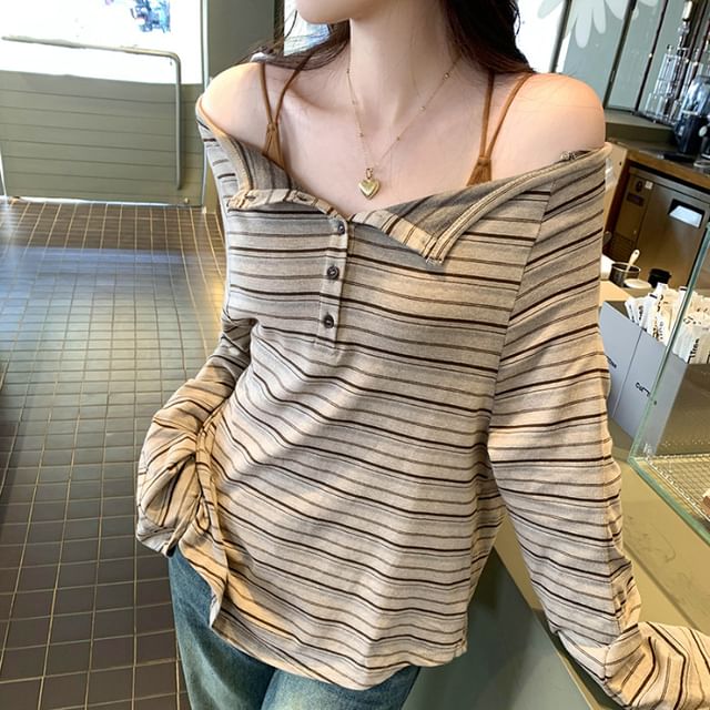 Striped Loose-Fit Off-Shoulder Long-Sleeved Tee