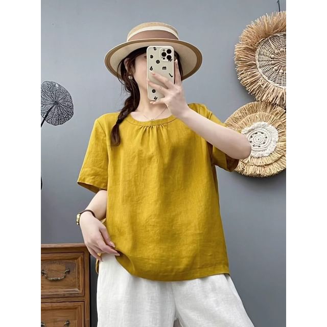 Plain Crew-Neck Short-Sleeved Top