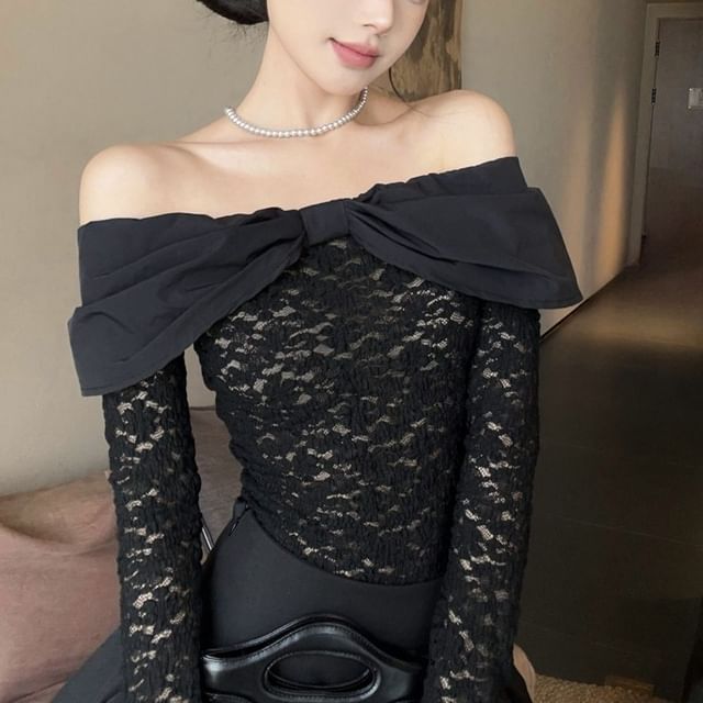 Off Shoulder Long-Sleeve Lace Top