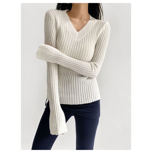Ribbed V-Neck Solid Knit Sweater