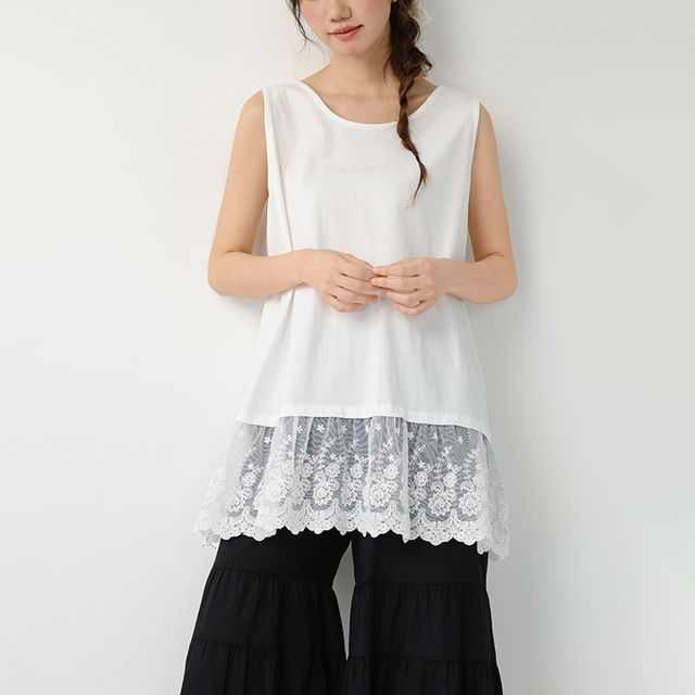 Crewneck Lace Panel Sleeveless Top