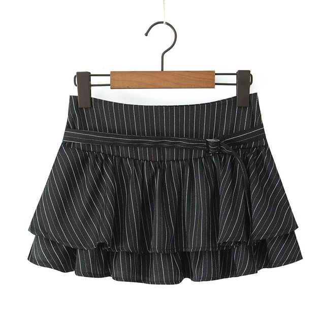 Halter V-Neck Striped Top / Mid Rise Buckled Ruffle Mini A-Line Skirt