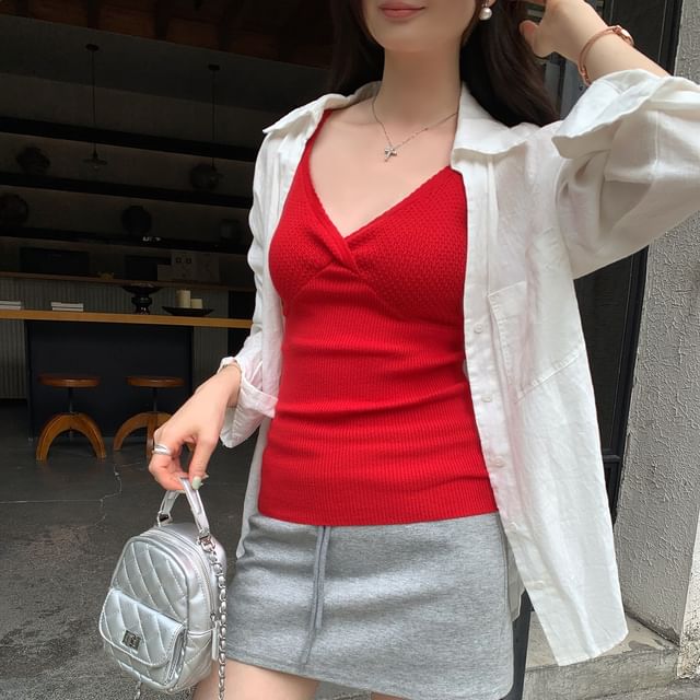 V-Neck Cropped Tank -