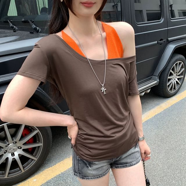 Asymmetric Off-Shoulder Short-Sleeve Top
