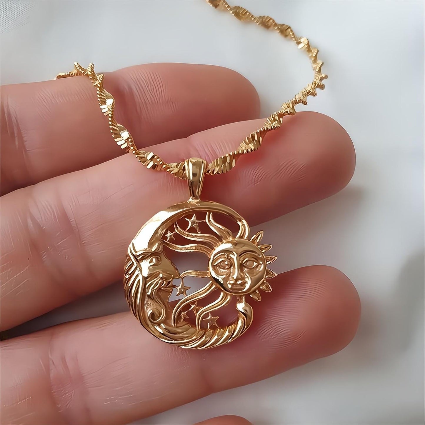 Himmlische Halskette mit Sonne und Mond SK596