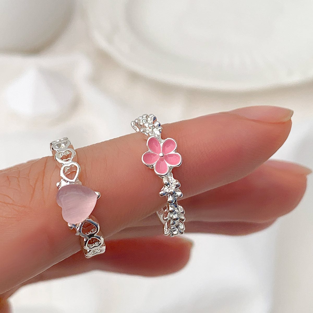 Chic Flower Opal Heart Ring Set