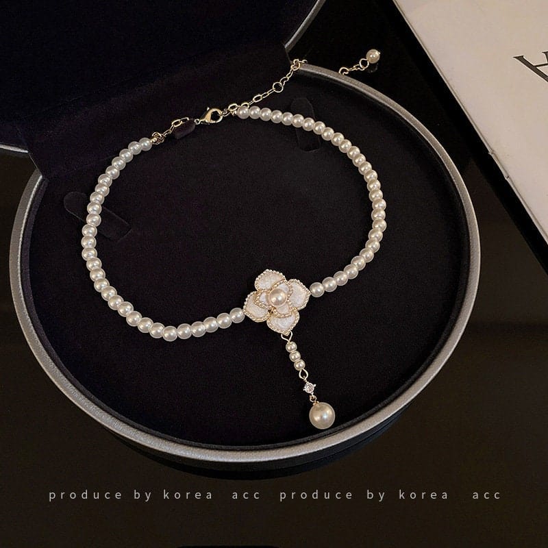 Elegant Camellia Pearl Chain Choker Necklace