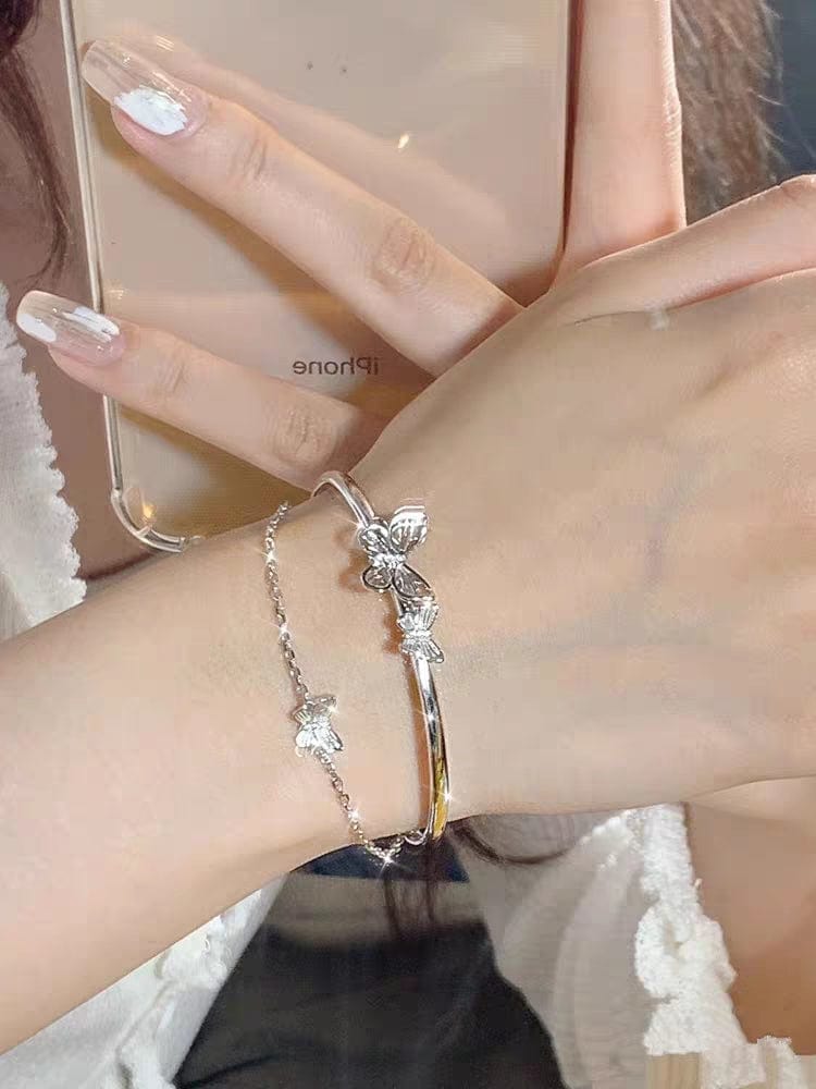 Bracelet jonc à chaîne torsadée avec breloque papillon