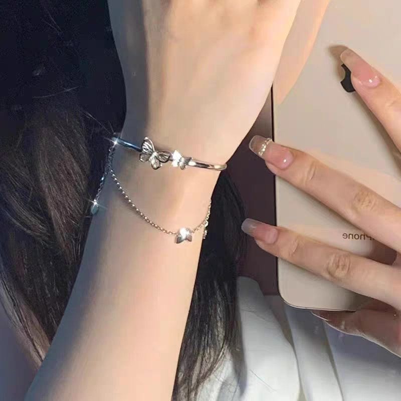 Bracelet jonc à chaîne torsadée avec breloque papillon