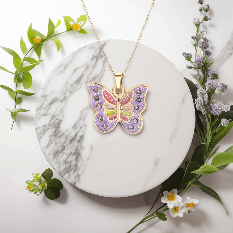 Collier assorti à motif papillon doux et beau