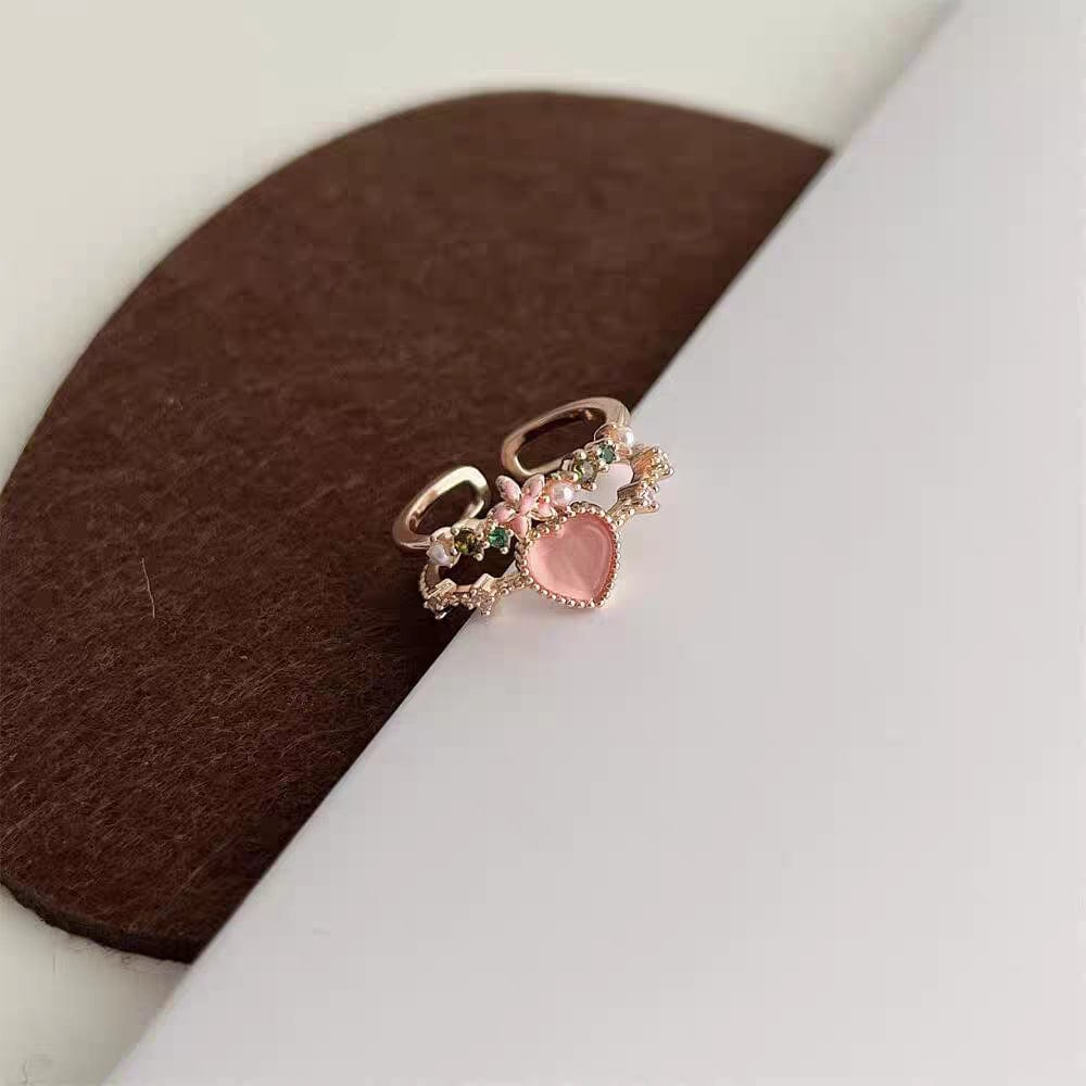 Bague coeur en opale avec un motif floral charmant et doux