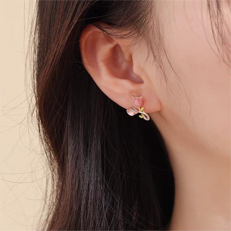 Boucles d'oreilles tulipes roses douces