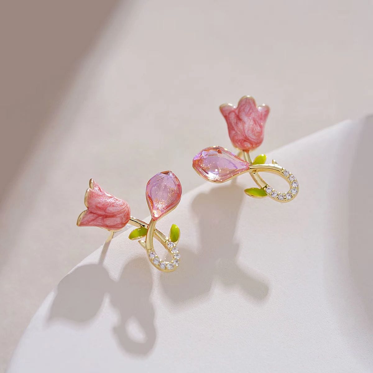 Boucles d'oreilles tulipes roses douces