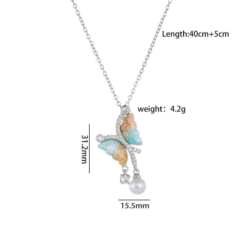 Gradient Butterfly Pearl Necklace