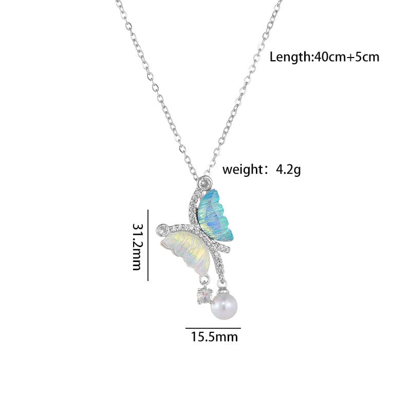 Gradient Butterfly Pearl Necklace