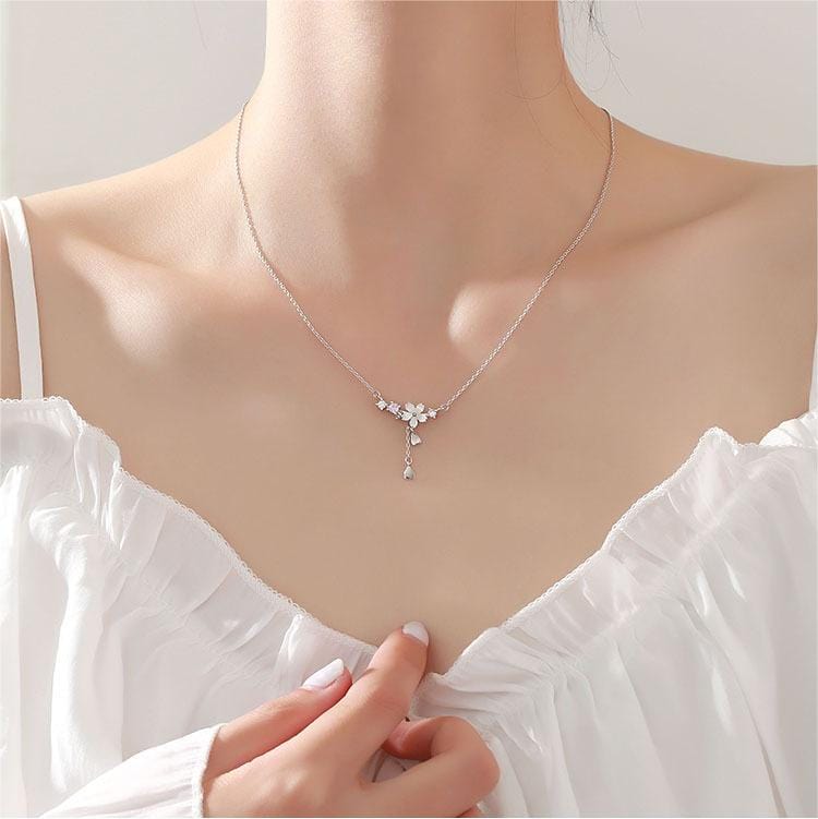 Sweet Heart Tassel Cherry Blossom Necklace