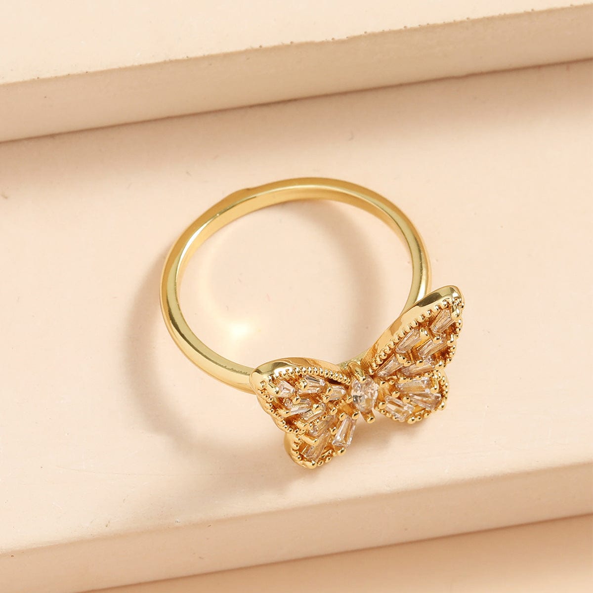Gorgeous Hollowed-out Butterfly Ring