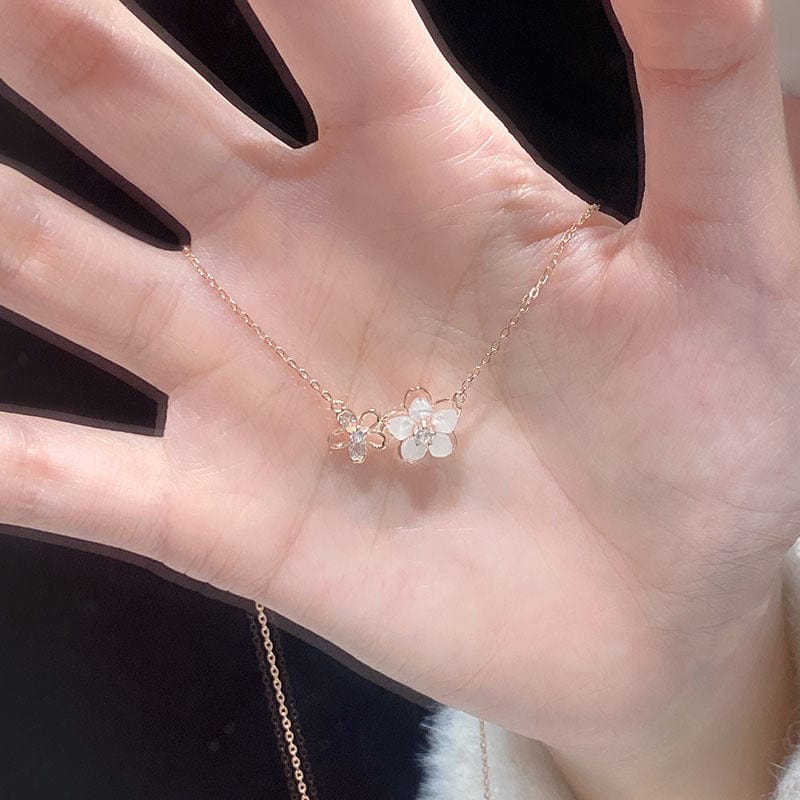 Collier Charmant Duo de Perles et de Fleurs de Cerisier