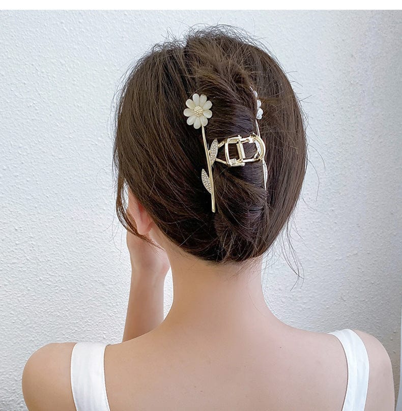Haarspange mit Opal-Gänseblümchen-Blumen-Chignon-Klauenclip