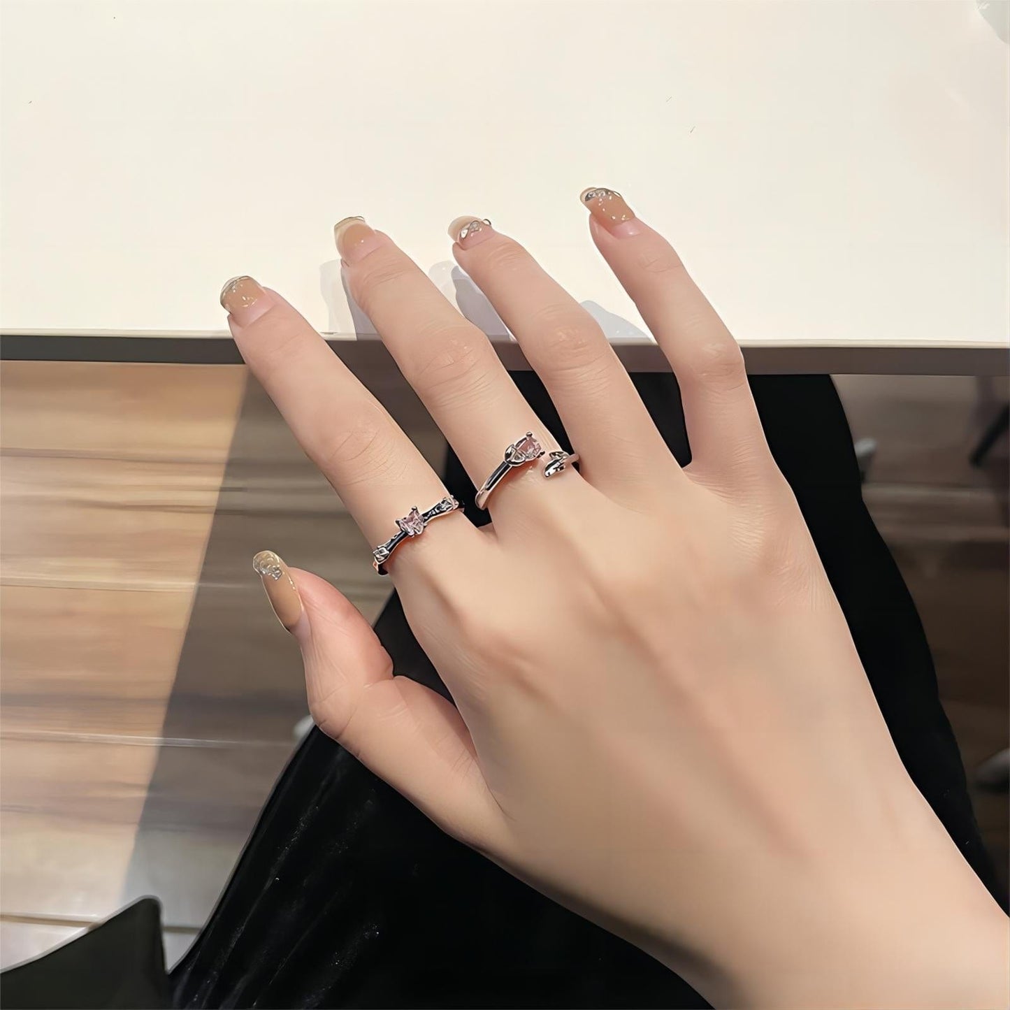 Charmante bague ouverte en forme de cœur en rose