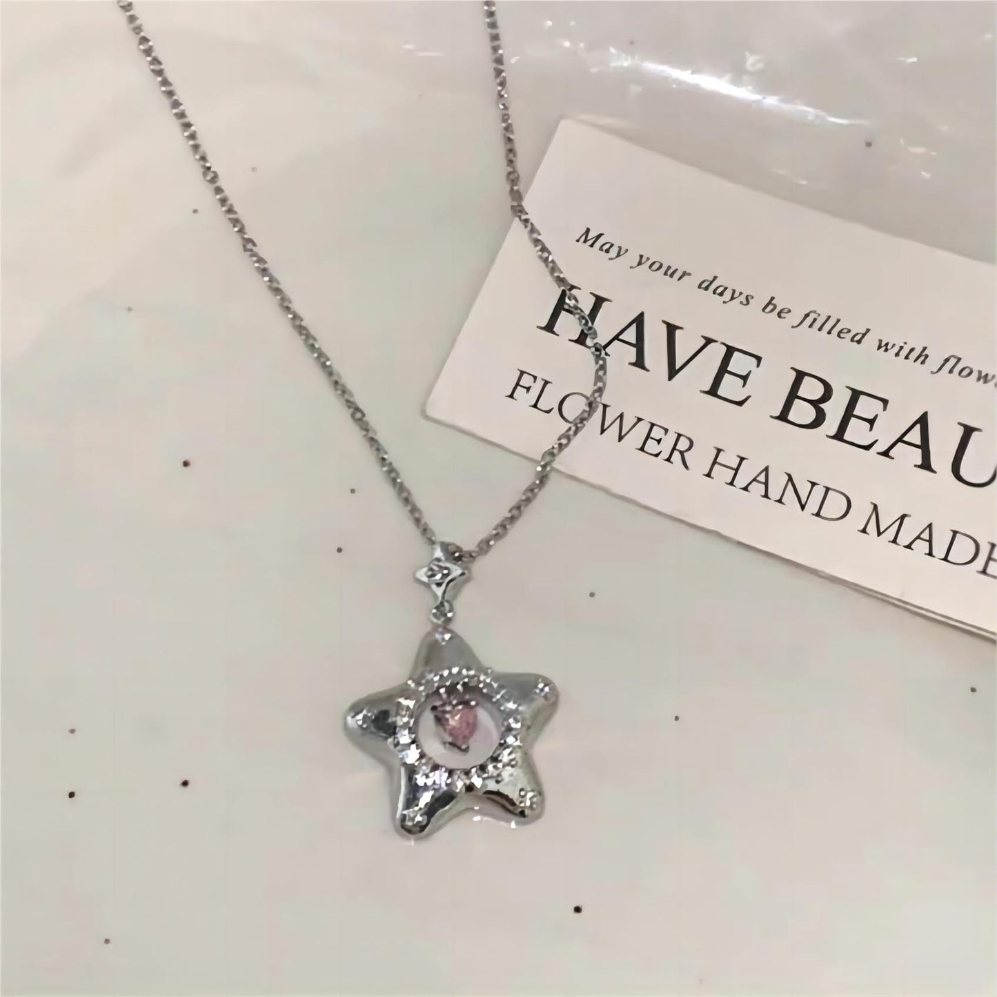 Charmant collier étoile coeur rose
