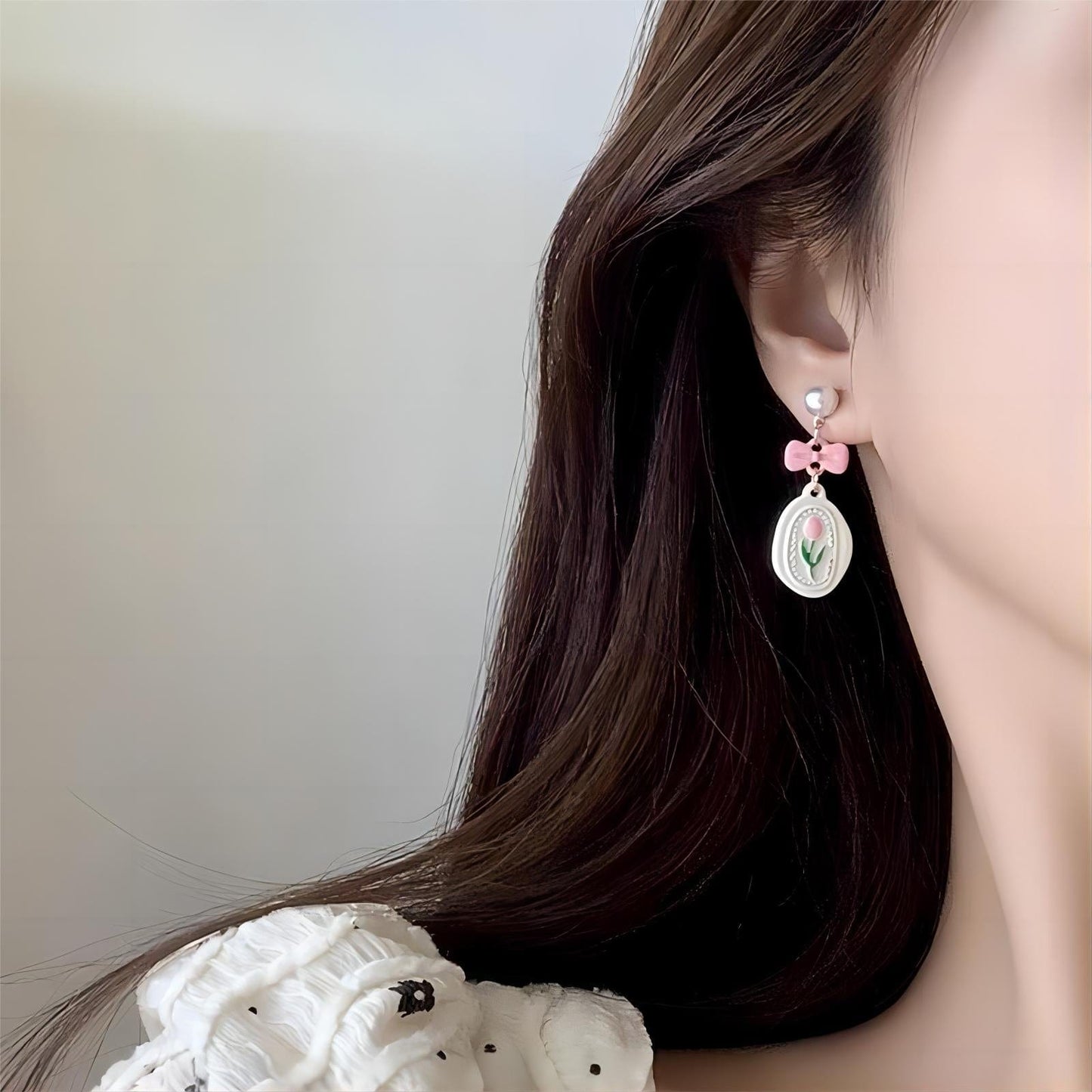 Sweet Bow Pink Tulip Earrings