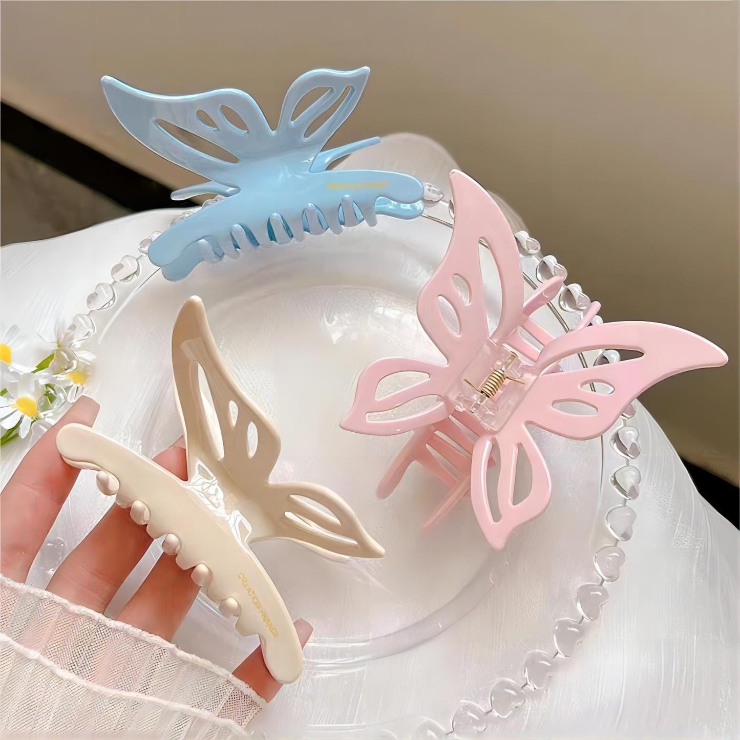 Sweet Hollowed-out Butterfly Claw Clip Hair Clip