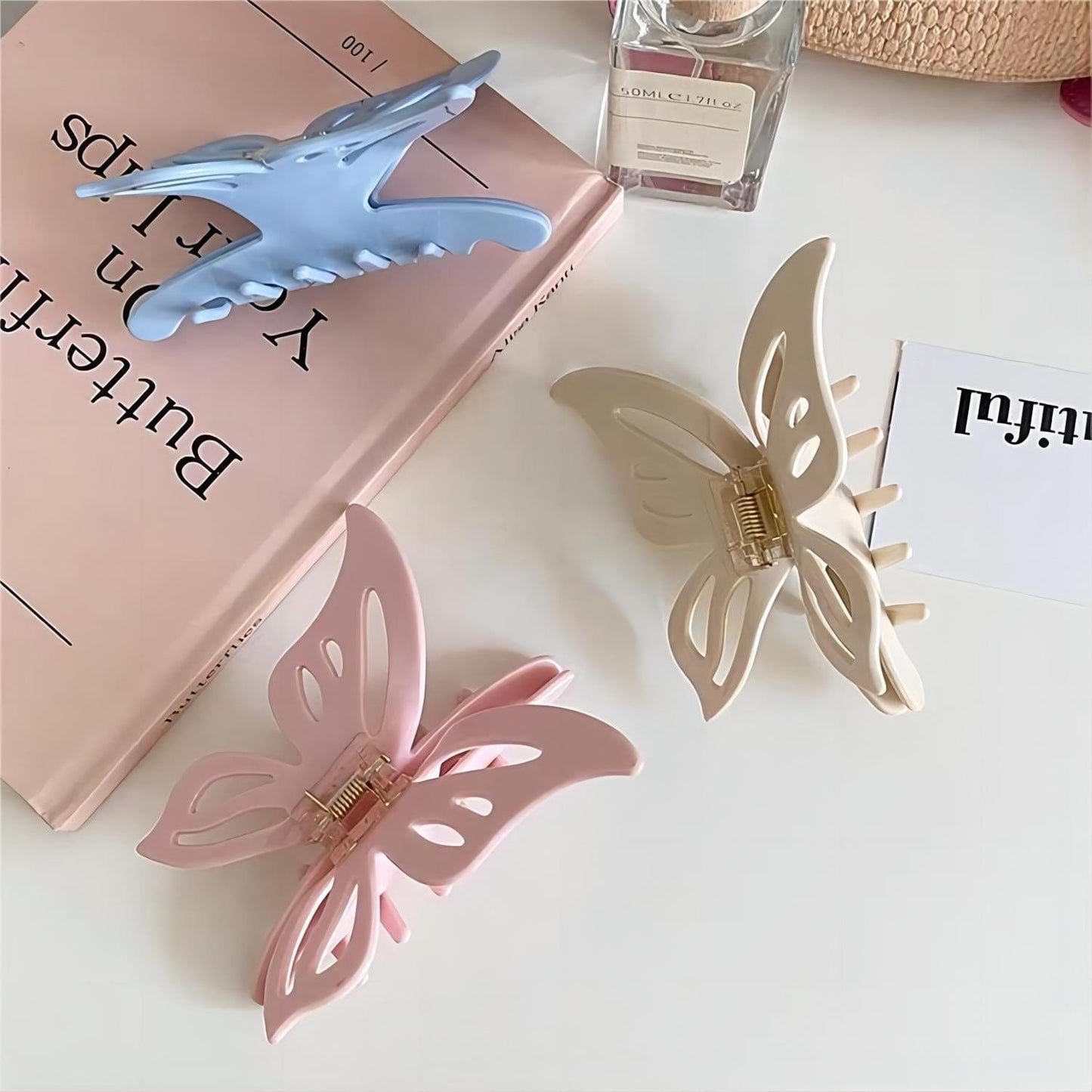 Sweet Hollowed-out Butterfly Claw Clip Hair Clip