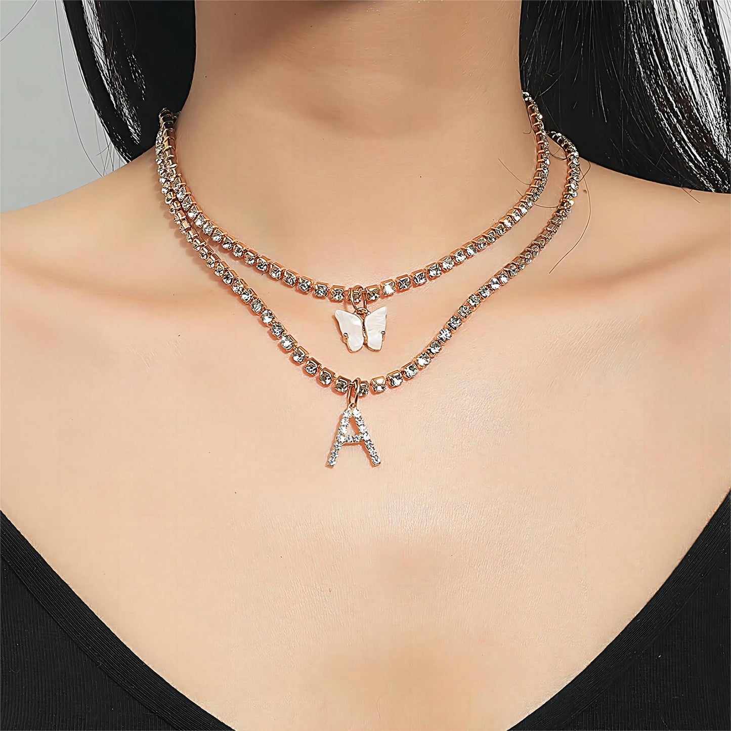 Ensemble de colliers à lettres initiales en forme de papillon et strass superposés