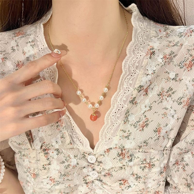 Collier chaîne de perles avec pendentif en pierre de pêche charmant