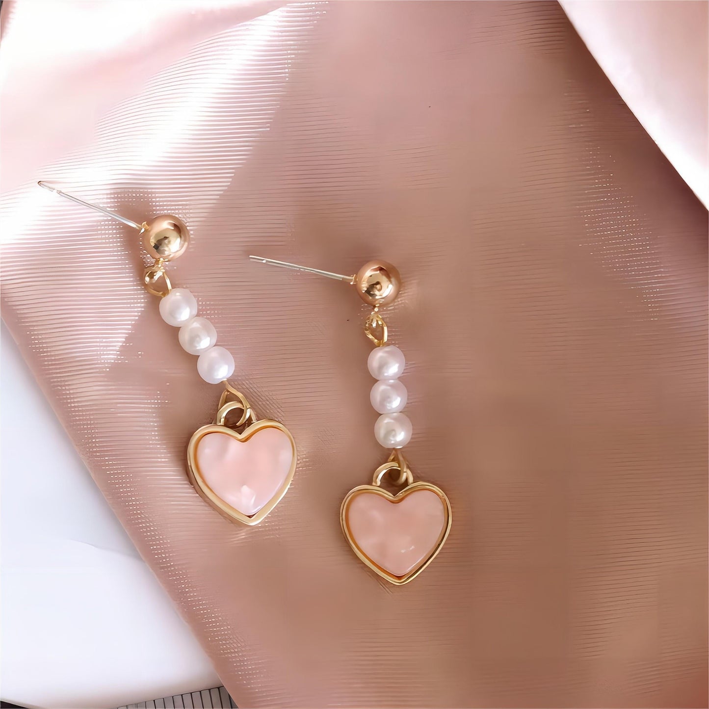 Boucles d'oreilles pendantes en forme de cœur en perles douces et chics