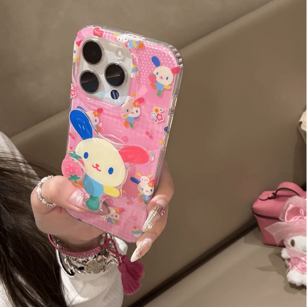 With Usahana Cute iPhone Case Stand