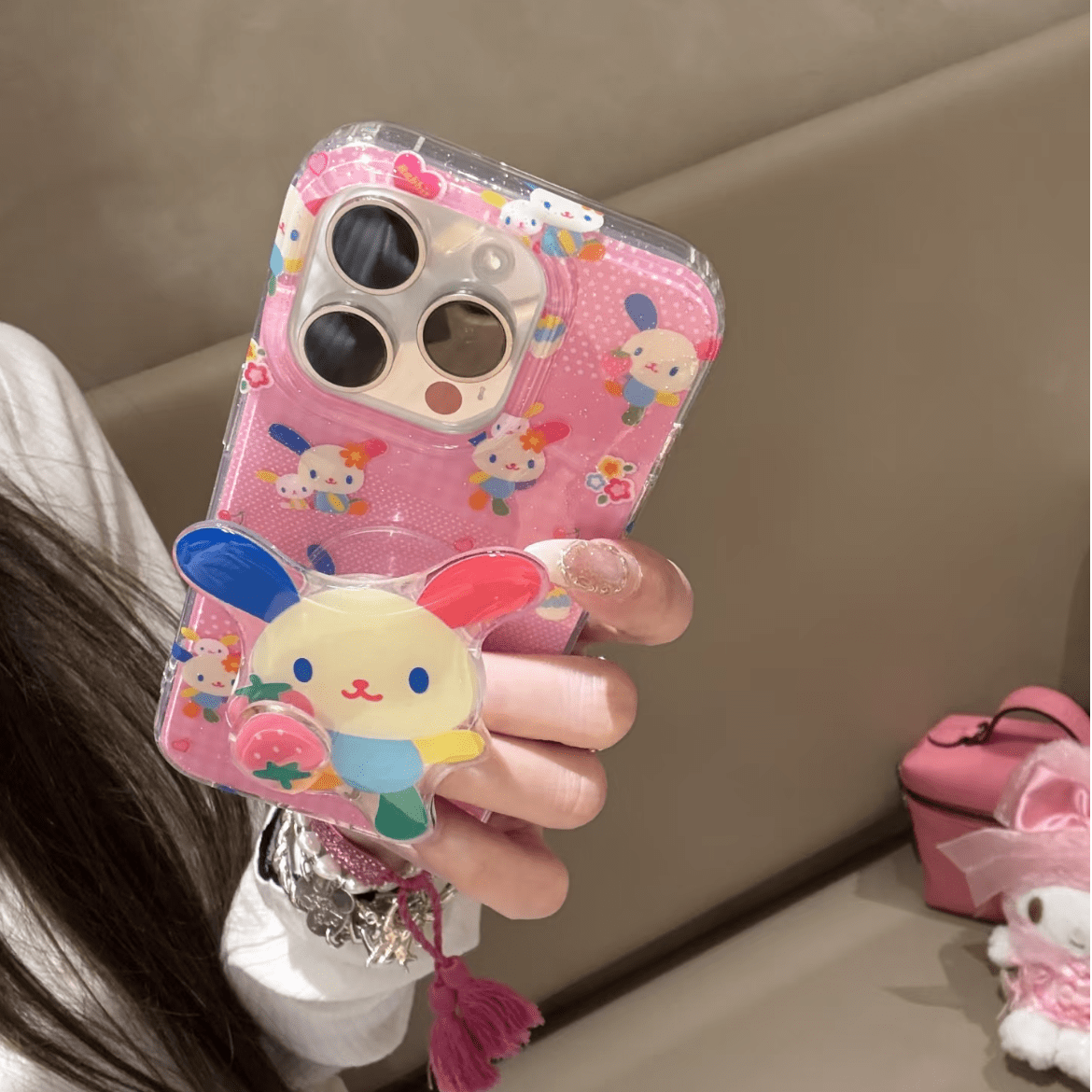 With Usahana Cute iPhone Case Stand