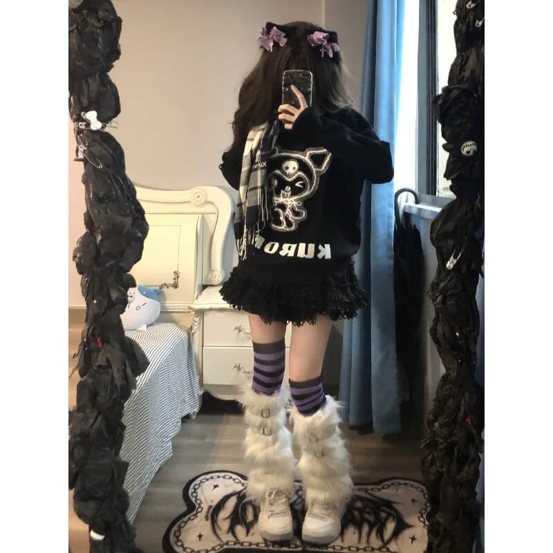 Naughty Face Kuro Sweater