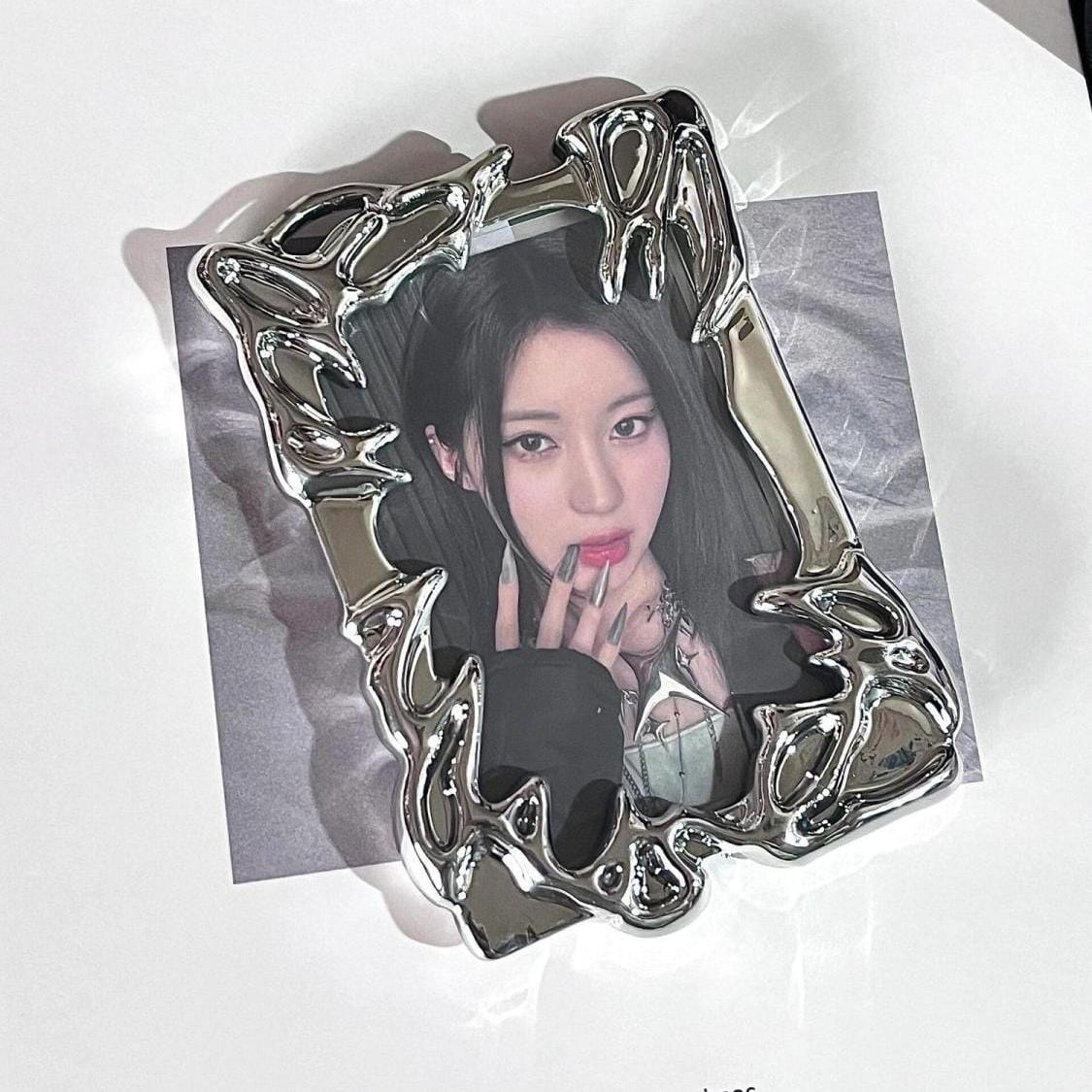 Cyberpunk Kpop Tone Photocard Holder Keychain Irregular Silver