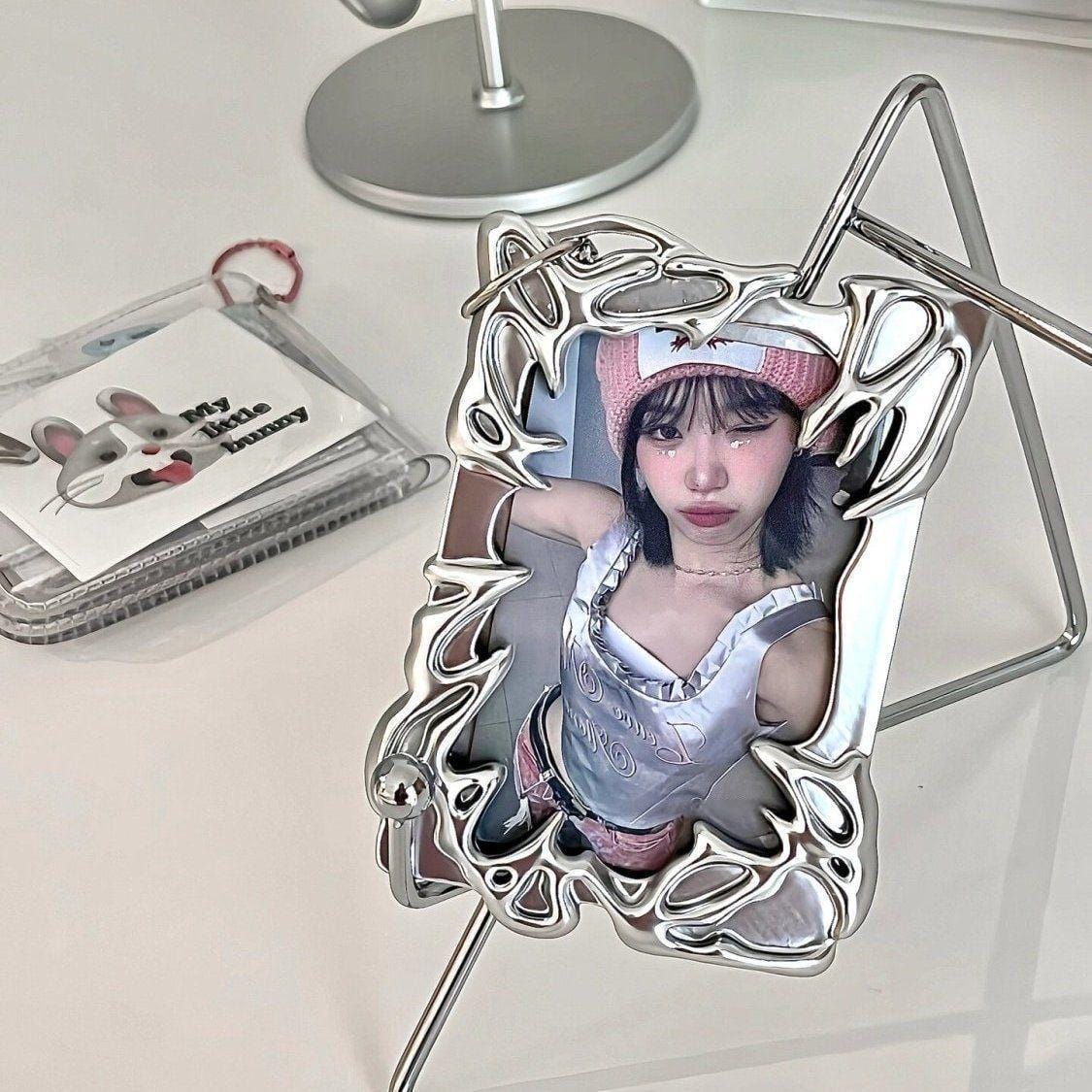 Cyberpunk Kpop Tone Photocard Holder Keychain Irregular Silver
