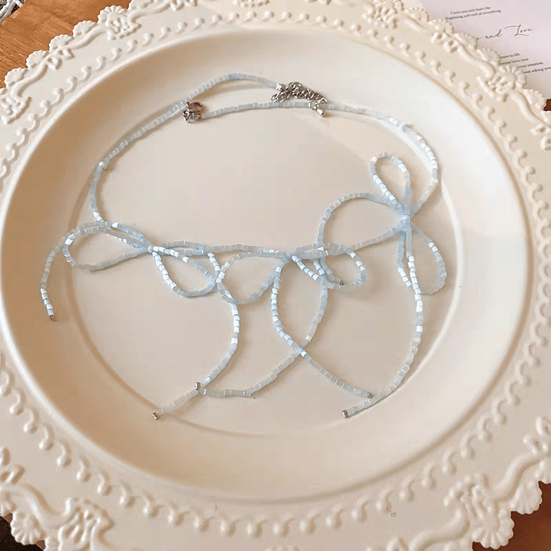 Collier ras du cou en ruban coloré
