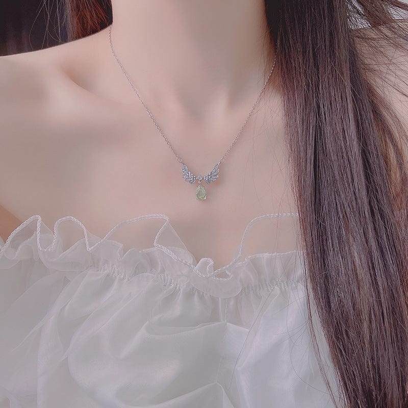 Elegant Crystal Waterdrop Angel Wings Necklace