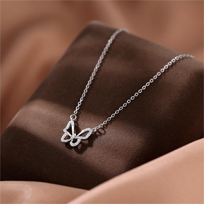 Sweet Hollowed-out Butterfly Necklace