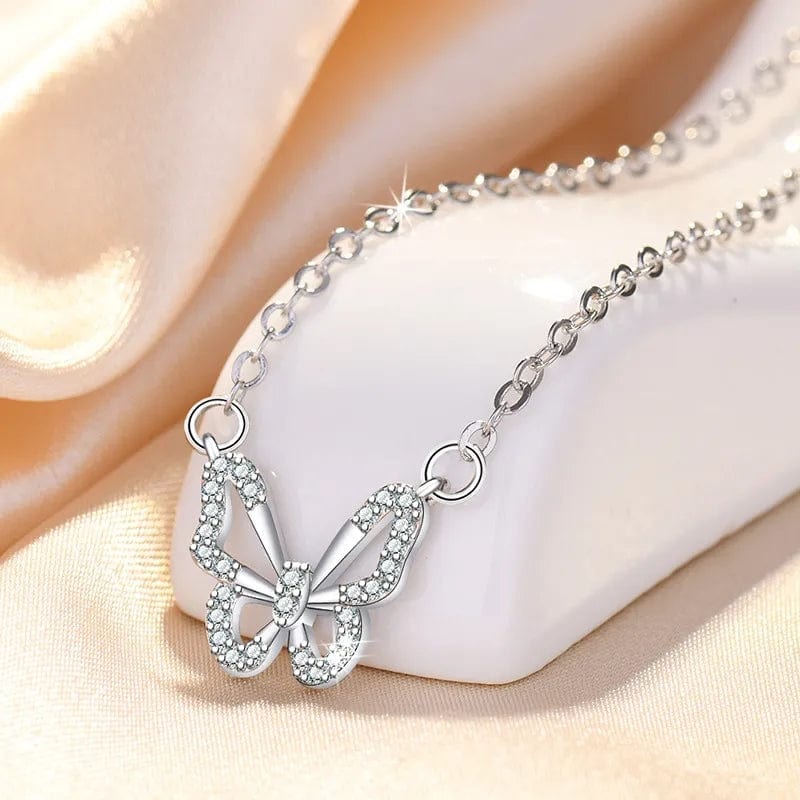 Sweet Hollowed-out Butterfly Necklace