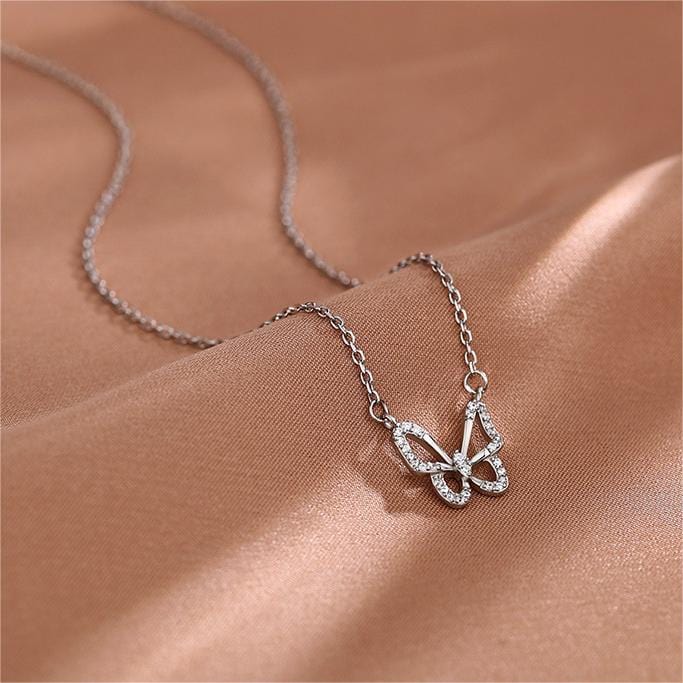 Sweet Hollowed-out Butterfly Necklace