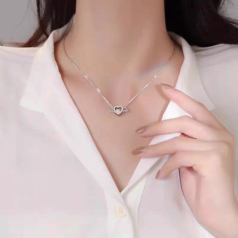 Elegant Rolling Crystal Angel Heart Wings Necklace