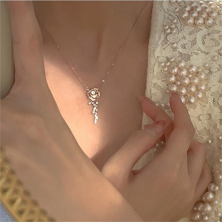 Elegant Crystal Rose Necklace