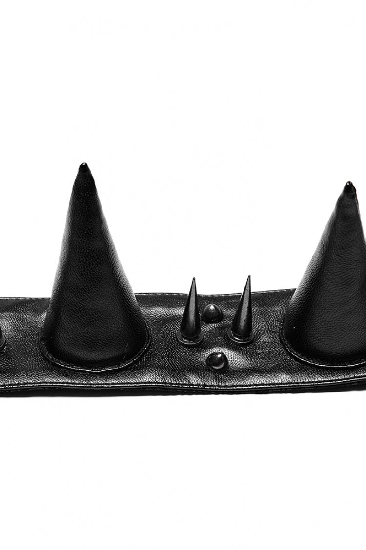 Men's Steampunk Pointed Choker with Cracked Leather and Metal Nail Decoration