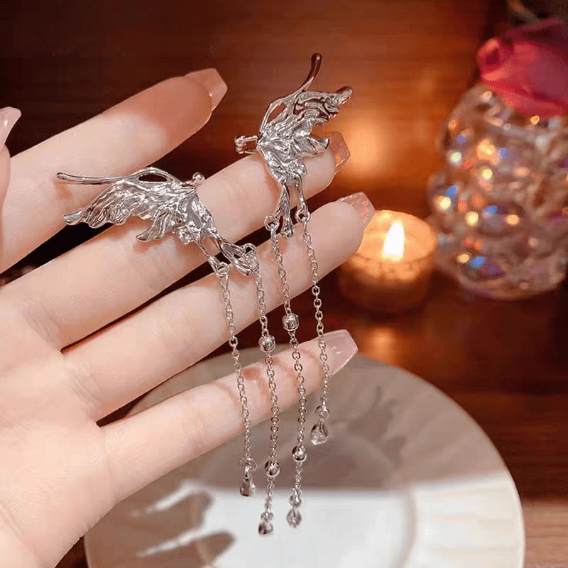 Boucles d'oreilles pendantes élégantes en forme d'ailes d'ange et de papillon